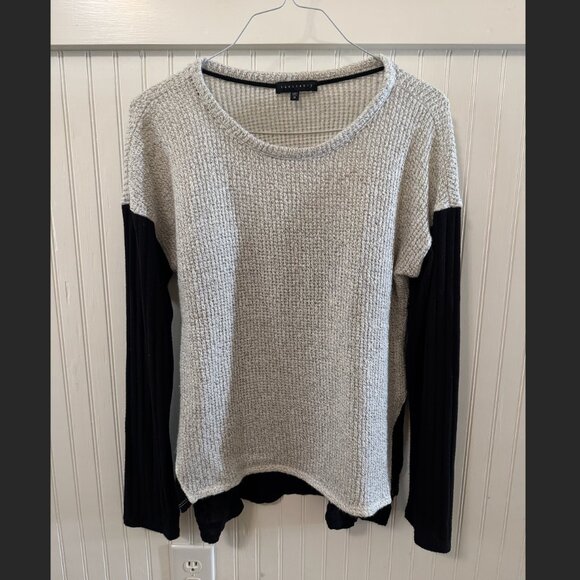 Sanctuary Color-blocked Black & White Sweater (Size M) - Picture 1 of 3